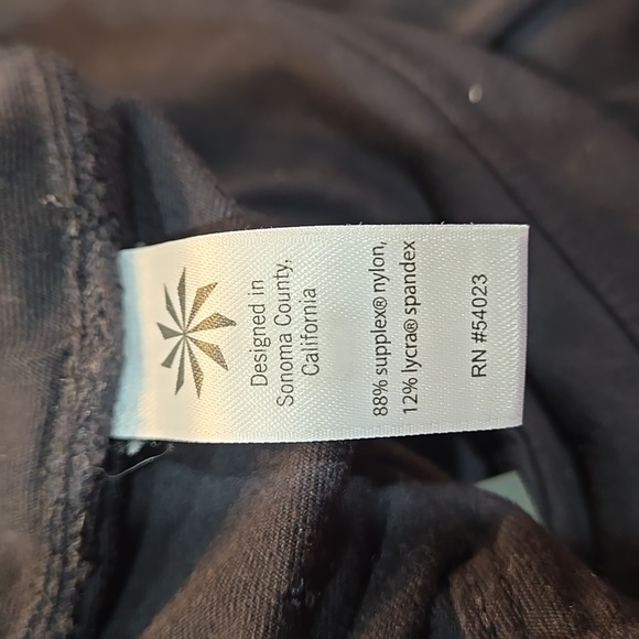 Athleta Metro Leggings Black Medium - Picture 9 of 10